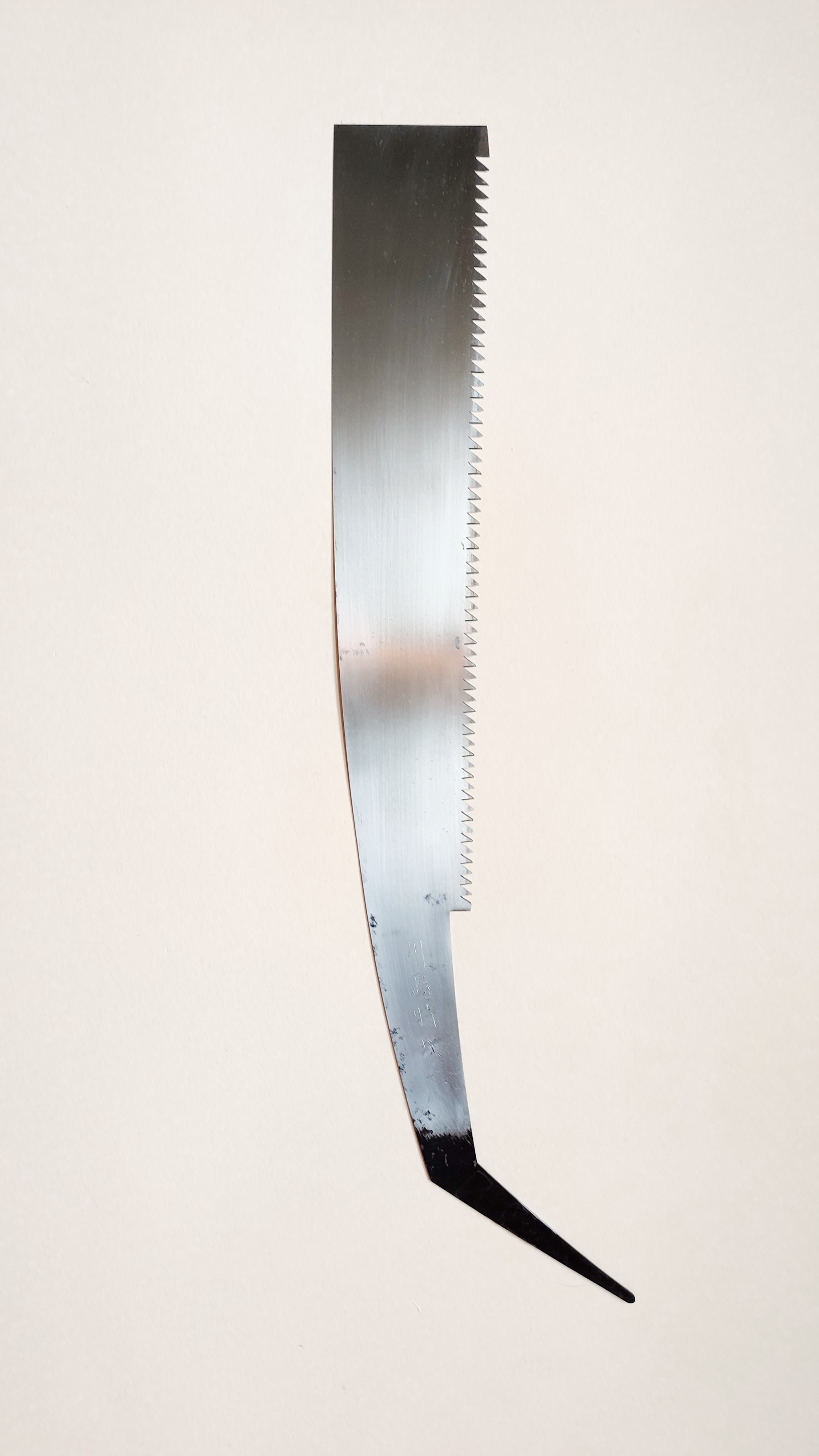 Grande scie japonaise forgée "Temagori-nokogiri" 420mm