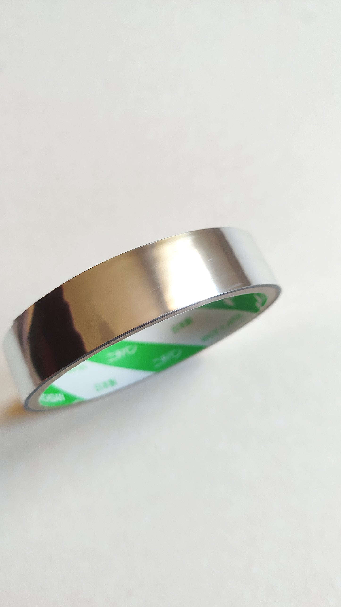 Scotch métallique miroir "Kezuroukai" 18mm X 8M "Ichiban"