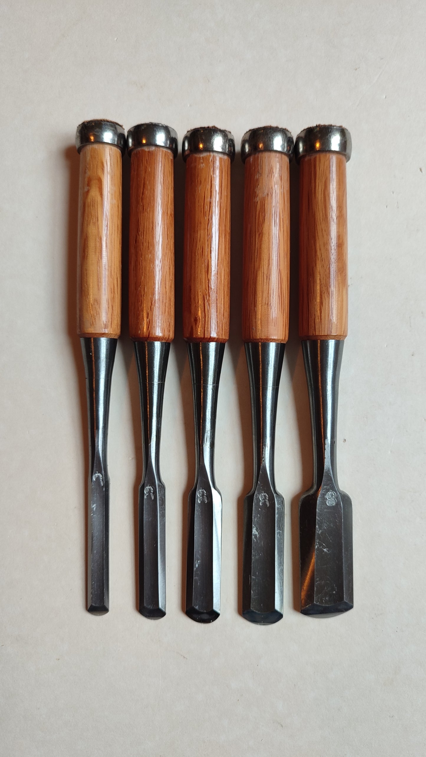 Set de gouges japonaises "Sotomaru Nomi" 9, 12, 15, 18, 24mm "Kenshin"