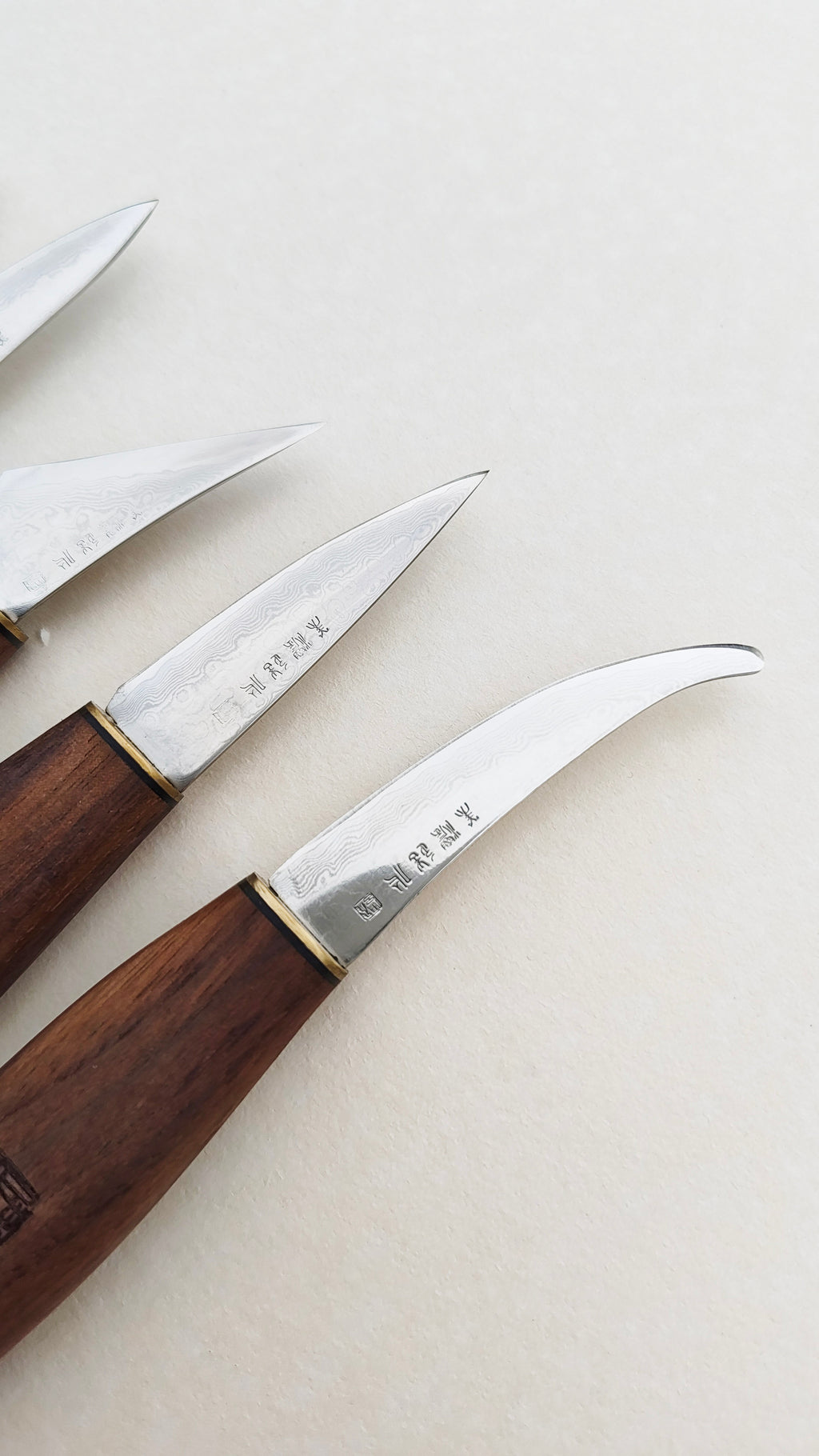 Set de couteaux de sculpteur japonais "Kogatana" damassés "Hiro Masui" 16mm