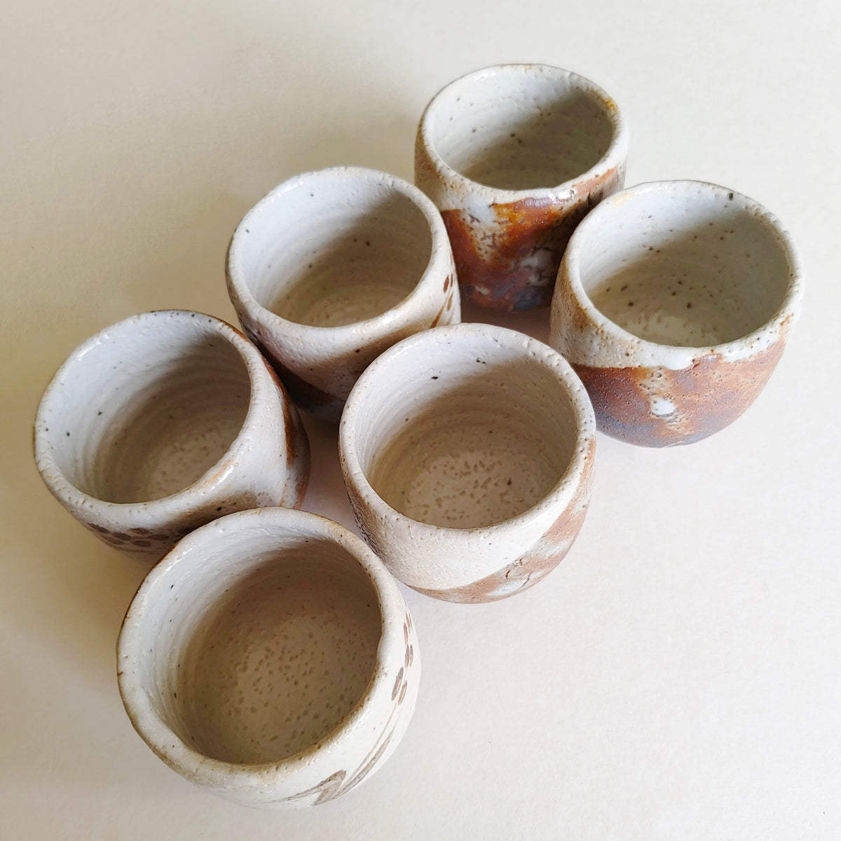 Tasse à thé de style "Shino" 70mm four d'Hirayama