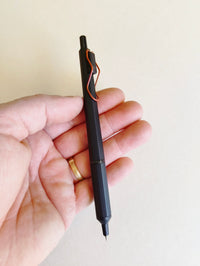 Stylo bille/Roller "Jetstream Edge" 0,38mm UNI Mitsubishi Pencil
