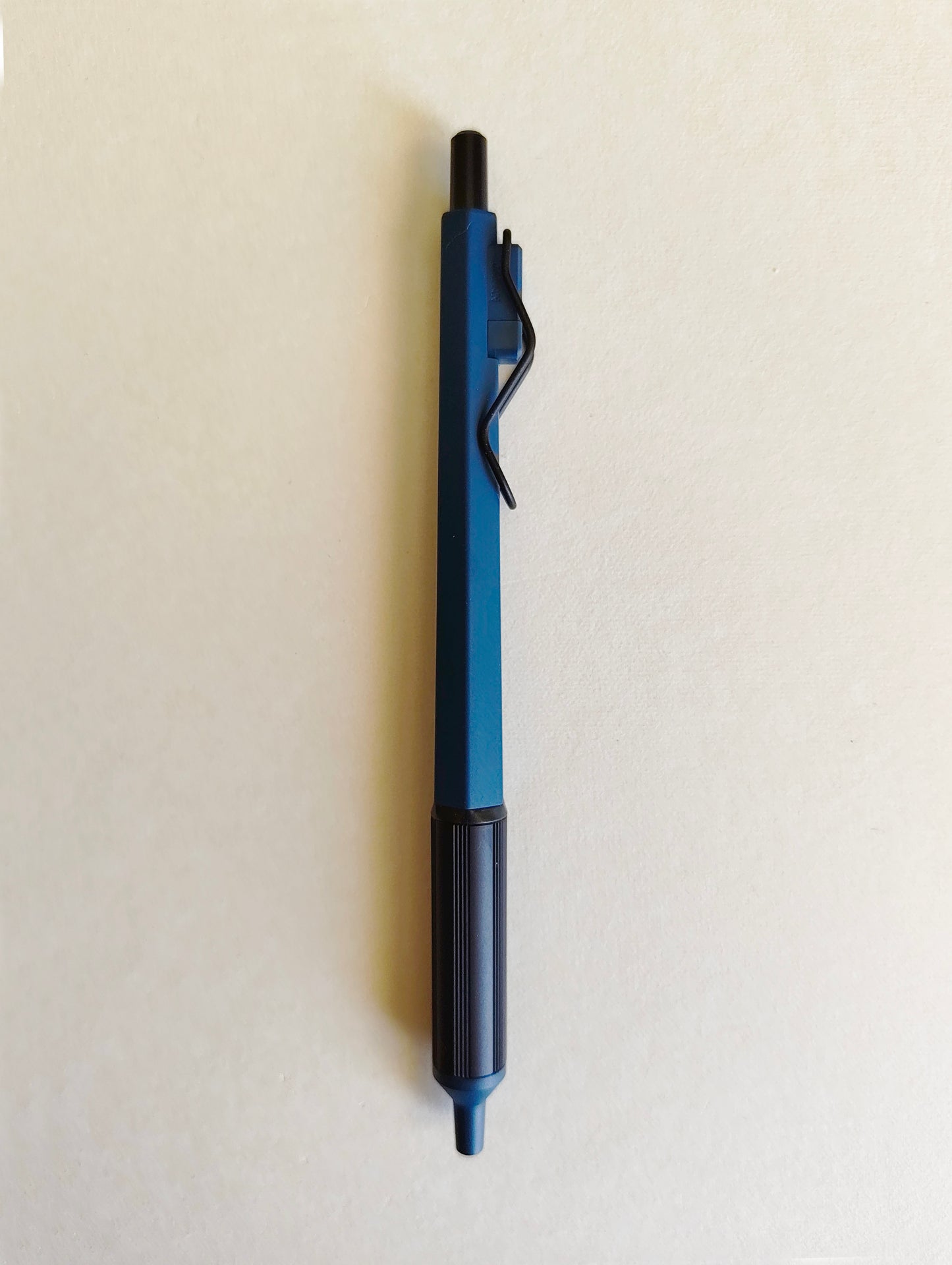 Stylo bille/Roller "Jetstream Edge" 0,38mm UNI Mitsubishi Pencil
