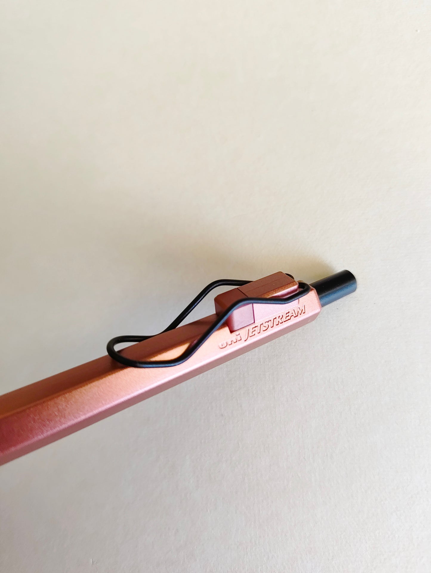 Stylo bille/Roller "Jetstream Edge" 0,38mm UNI Mitsubishi Pencil