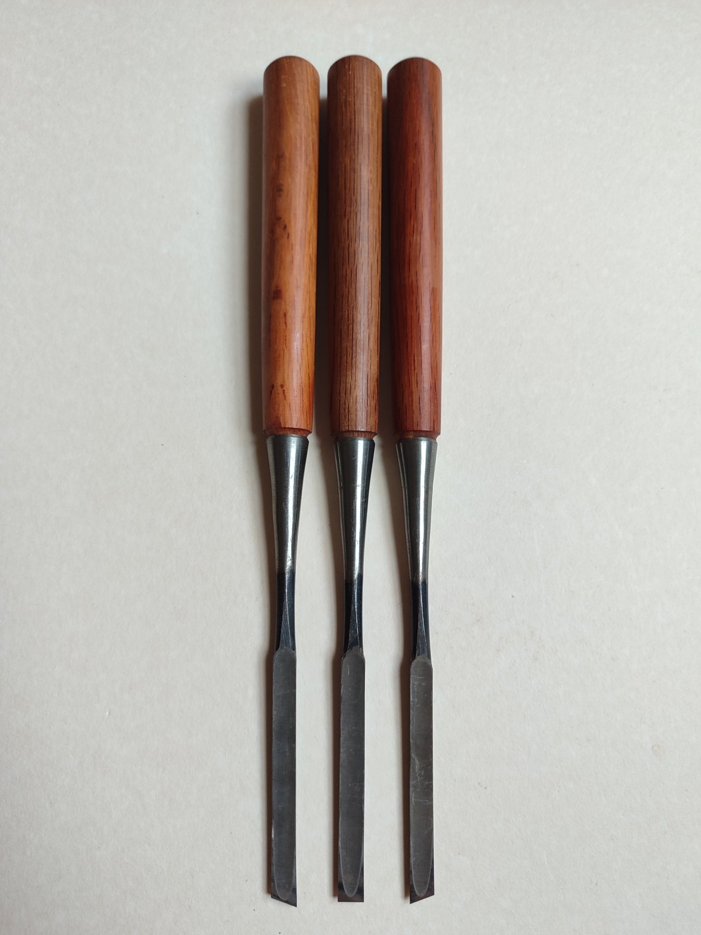 Trio de ciseaux japonais  vintage "Tsuki nomi" 9mm