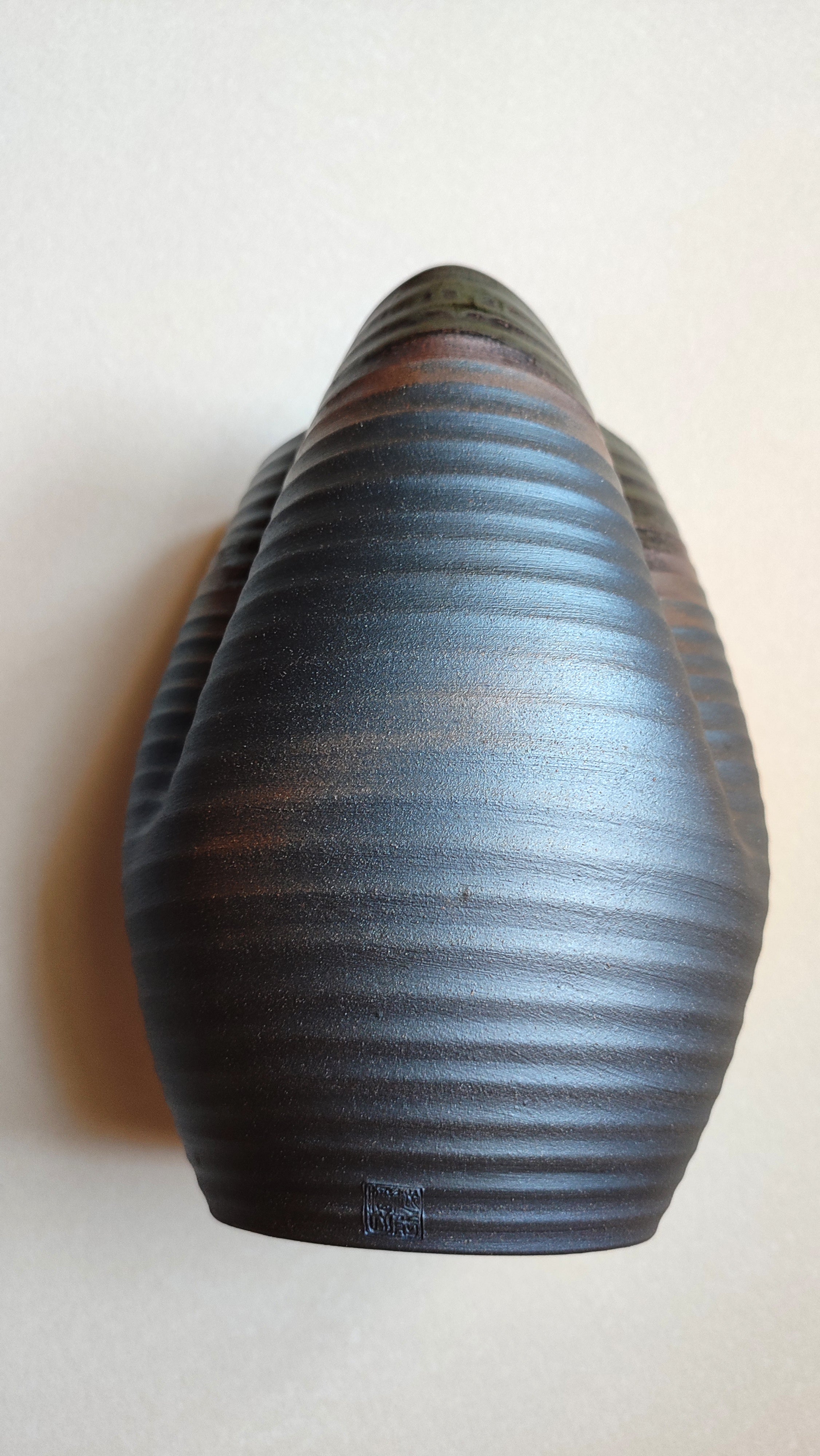 Rare vase japonais fabriqué par "Hatayama" dans la ville d'Echizen 245mm